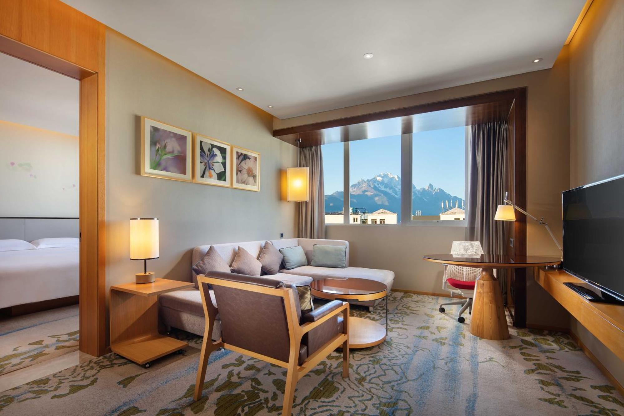 Hilton Garden Inn Lijiang Лицзян Экстерьер фото