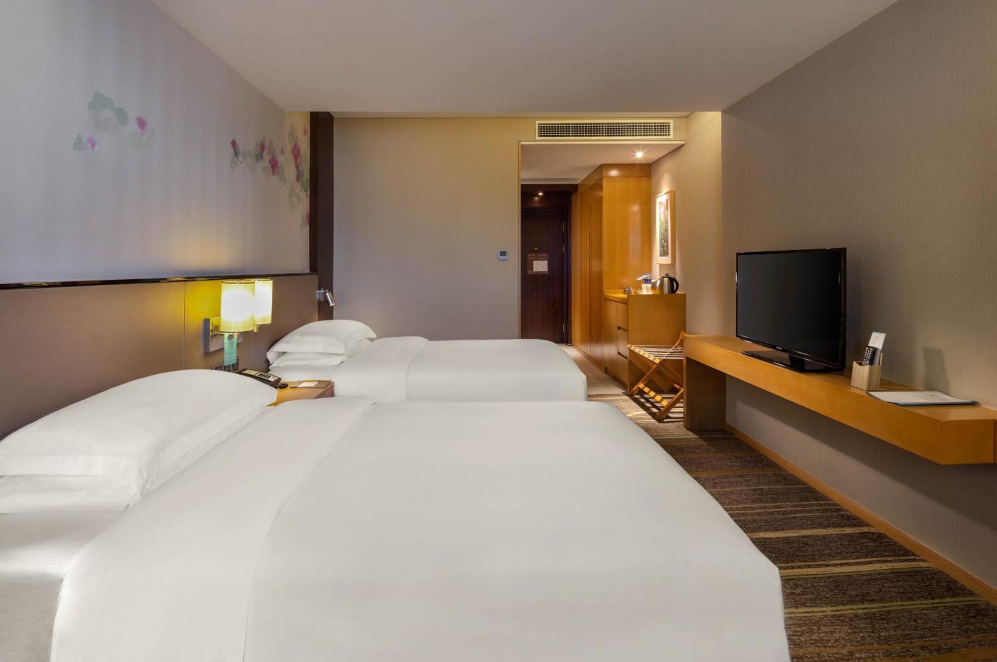 Hilton Garden Inn Lijiang Лицзян Экстерьер фото