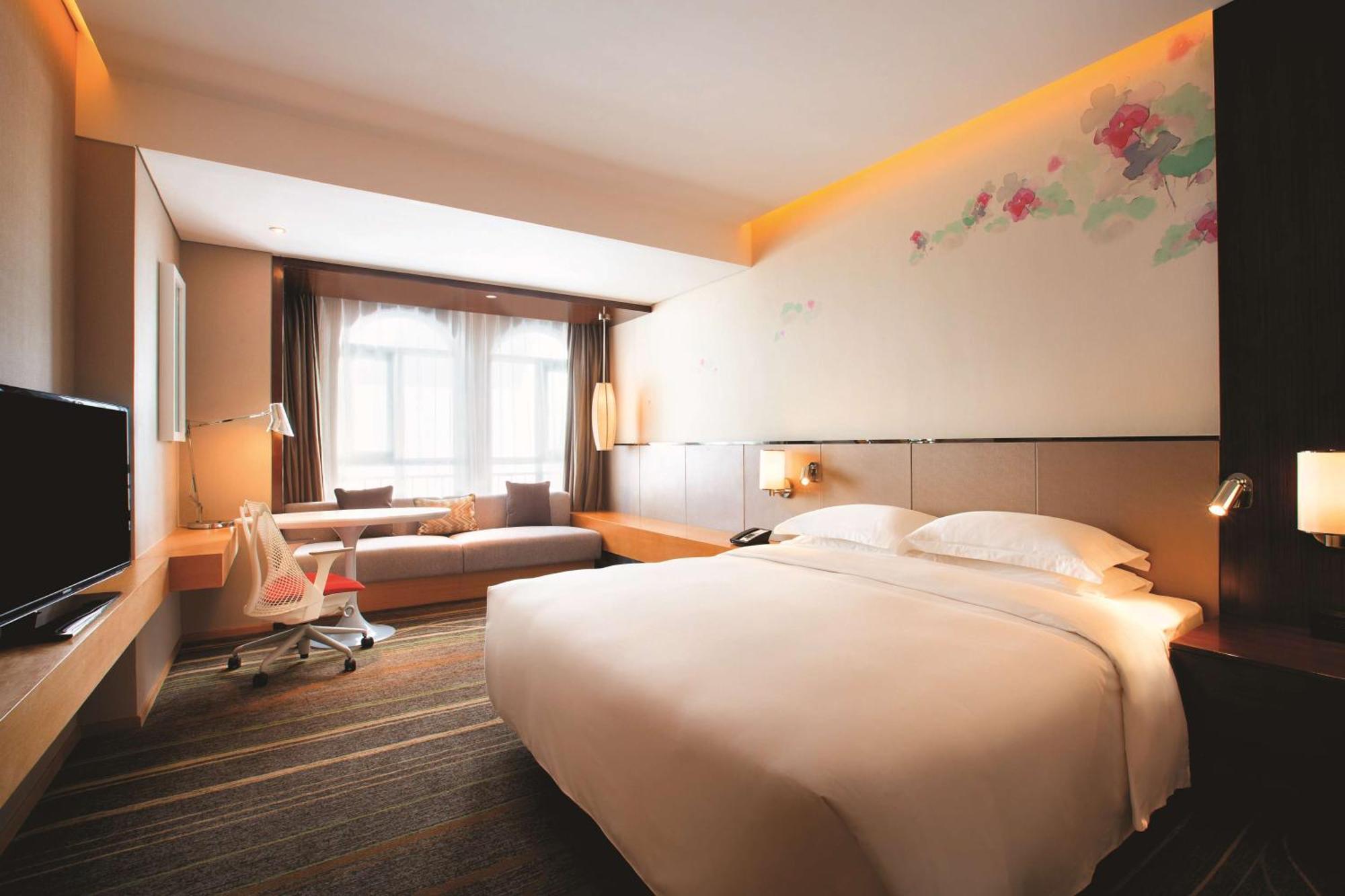 Hilton Garden Inn Lijiang Лицзян Экстерьер фото