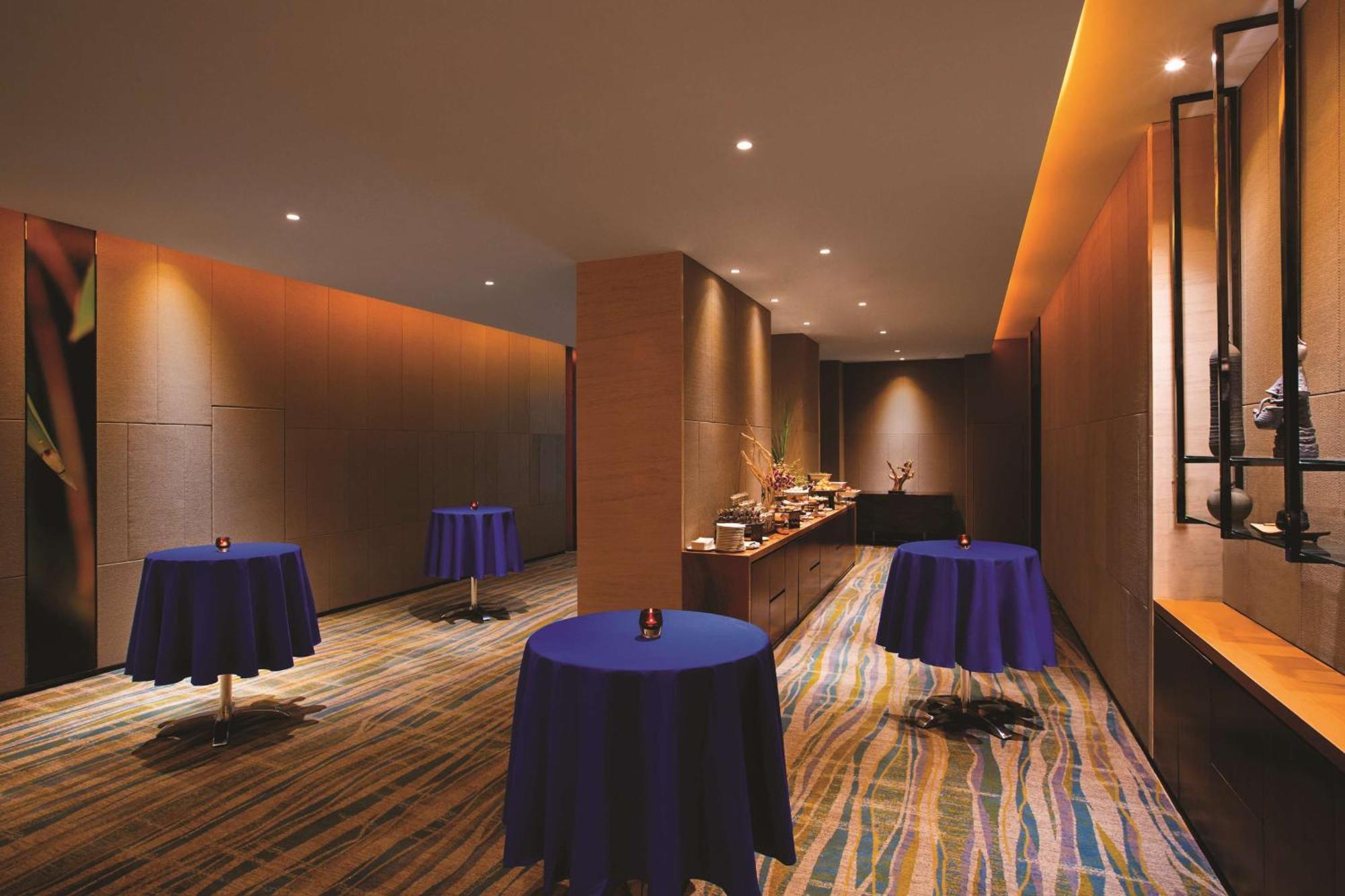 Hilton Garden Inn Lijiang Лицзян Экстерьер фото