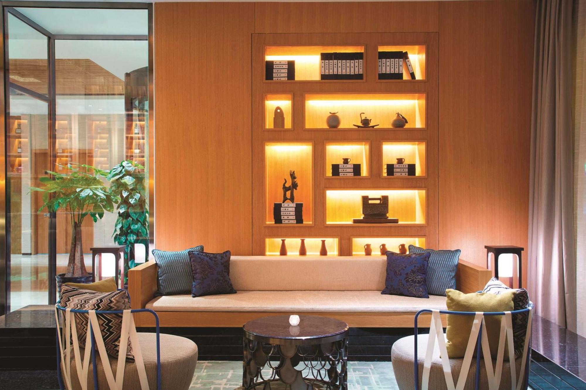 Hilton Garden Inn Lijiang Лицзян Экстерьер фото