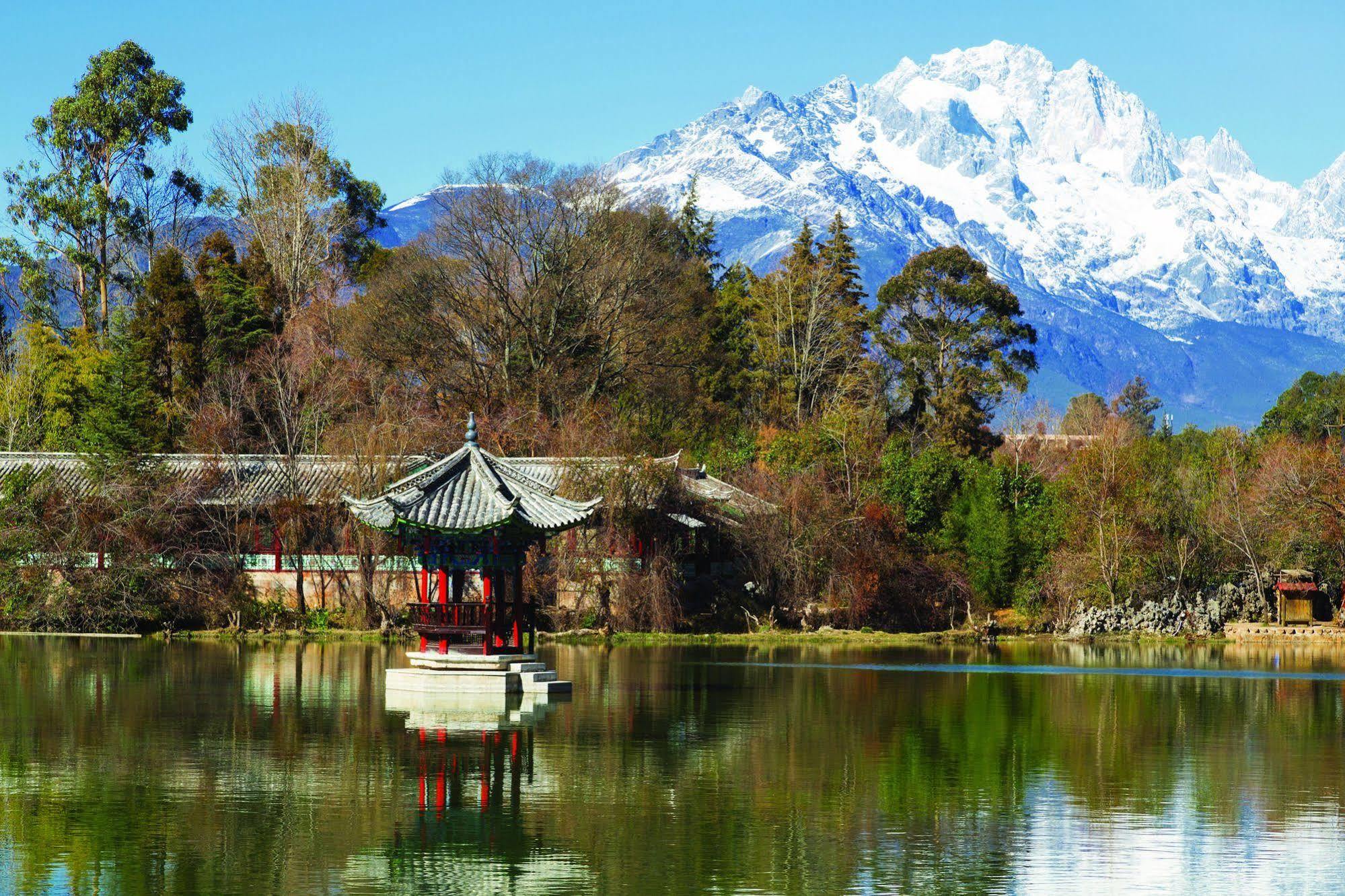 Hilton Garden Inn Lijiang Лицзян Экстерьер фото