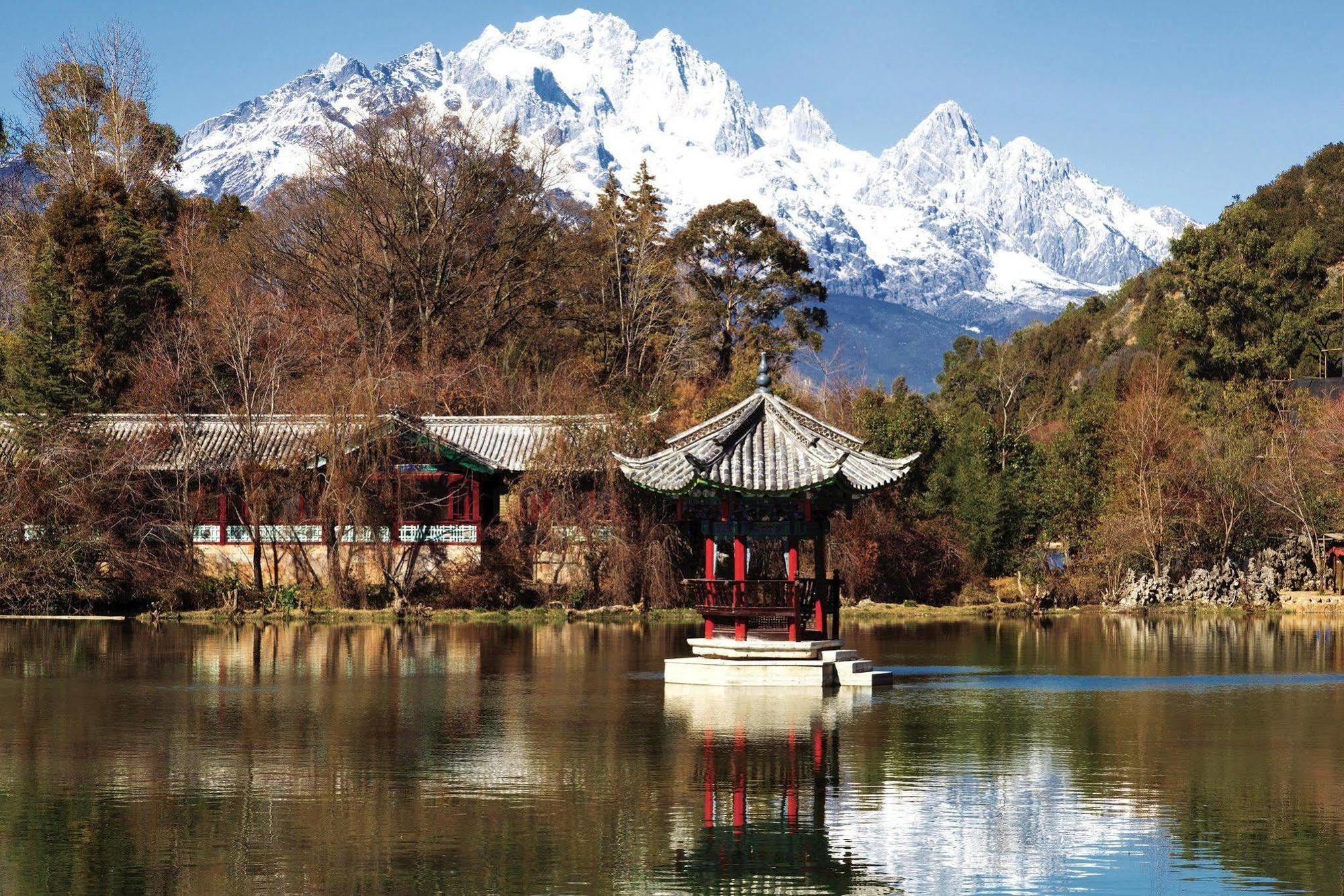 Hilton Garden Inn Lijiang Лицзян Экстерьер фото
