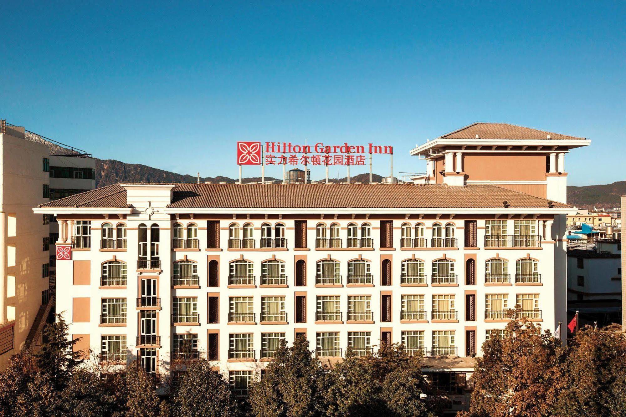 Hilton Garden Inn Lijiang Лицзян Экстерьер фото